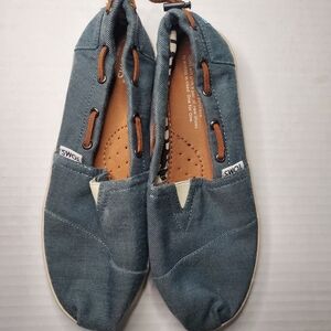 Toms Denim Slip-On with Brown Trim Y4